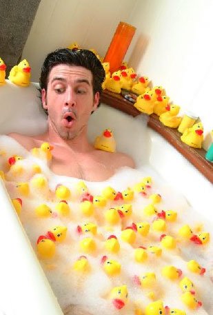 мужчина в ванне, Эдипов комплекс