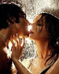 ветка персика